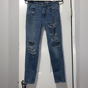 AMERICAN EAGLE JEANS